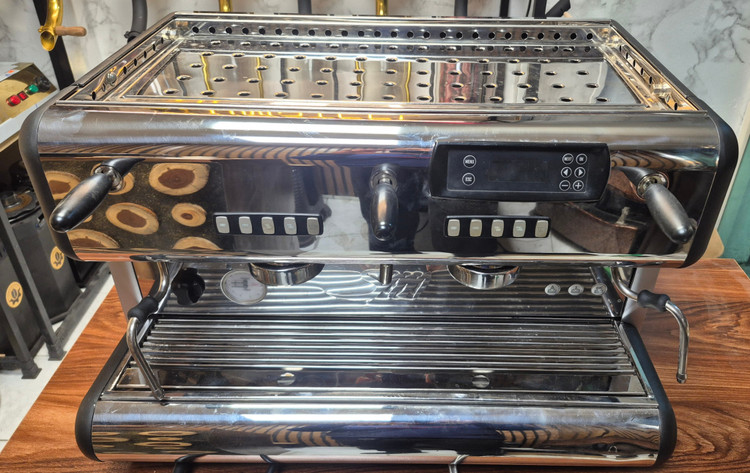 دستگاه اسپرسو ساز صنعتی سن مارکو مدل ۸۵ دو گروه (San Marco 85)