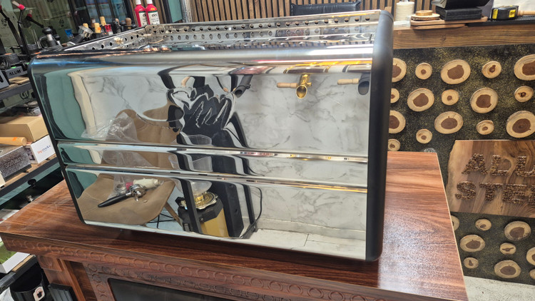 دستگاه اسپرسو ساز صنعتی سن مارکو مدل ۸۵ دو گروه (San Marco 85)